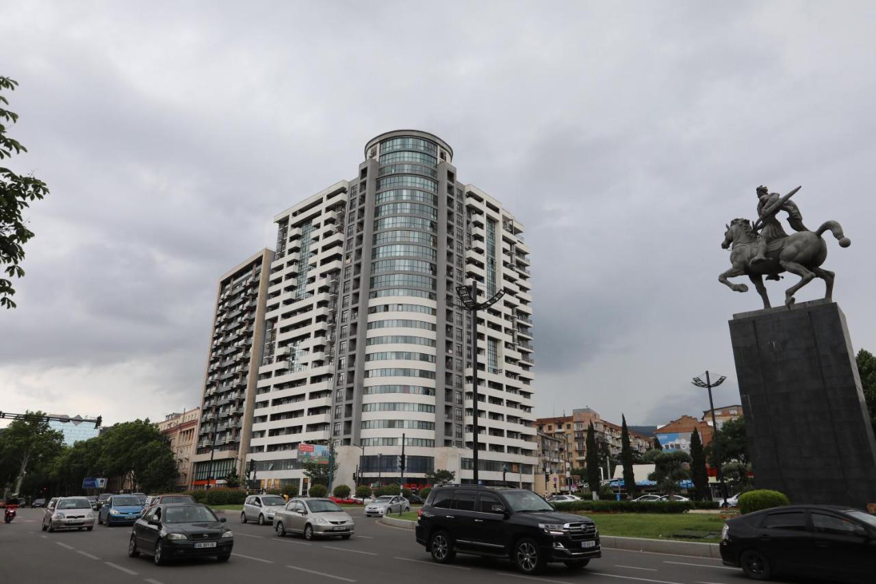 Hotel Parma Tbilisi Buitenkant foto
