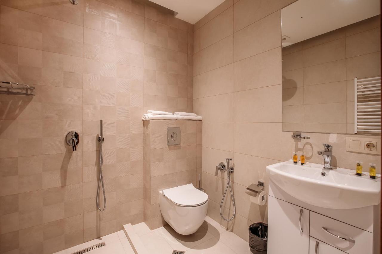 Hotel Parma Tbilisi Buitenkant foto