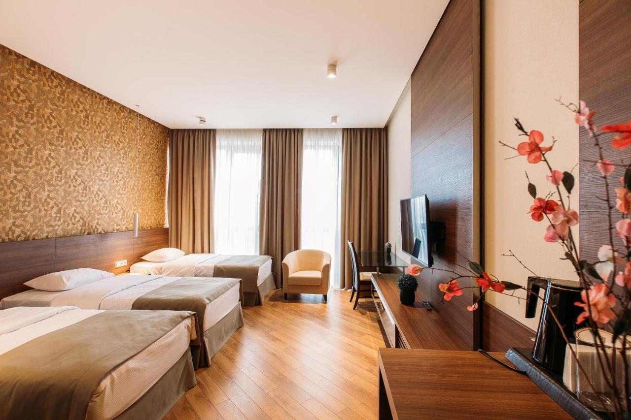 Hotel Parma Tbilisi Buitenkant foto